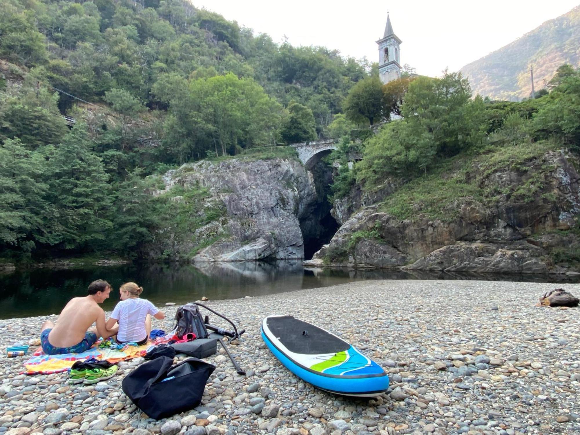 Holiday Lido Cannobio Exterior photo
